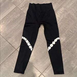 Victoria's Secret PINK Cool & Comfy Leggings in Black with White Tie Dye